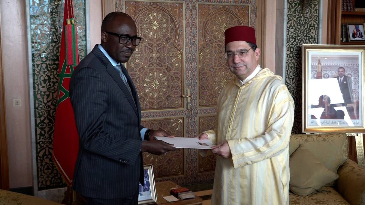 Le président Kenyan transmet un message au roi Mohammed VI sur la coopération et l'Union africaine