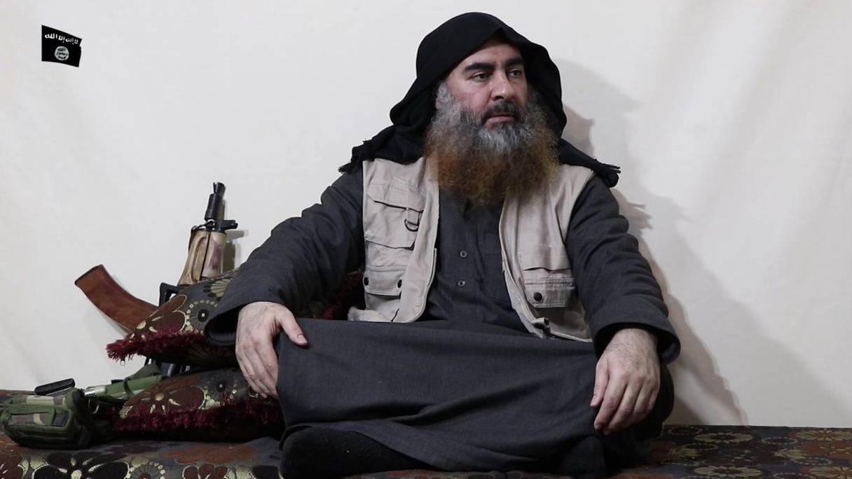 أبو بكر البغدادي زعيم تنظيم داعش الإرهابي
