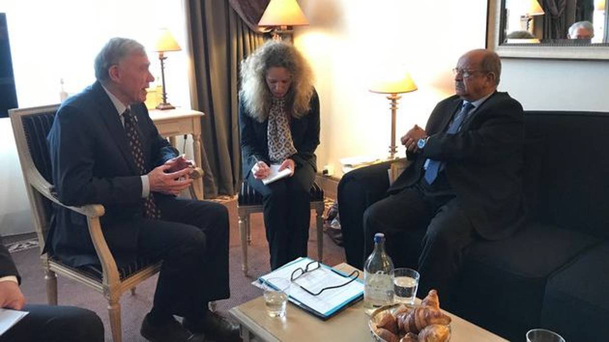 لقاء كوهلر مع وزير الشؤون الخارجية الجزائري عبد القادر مساهل

