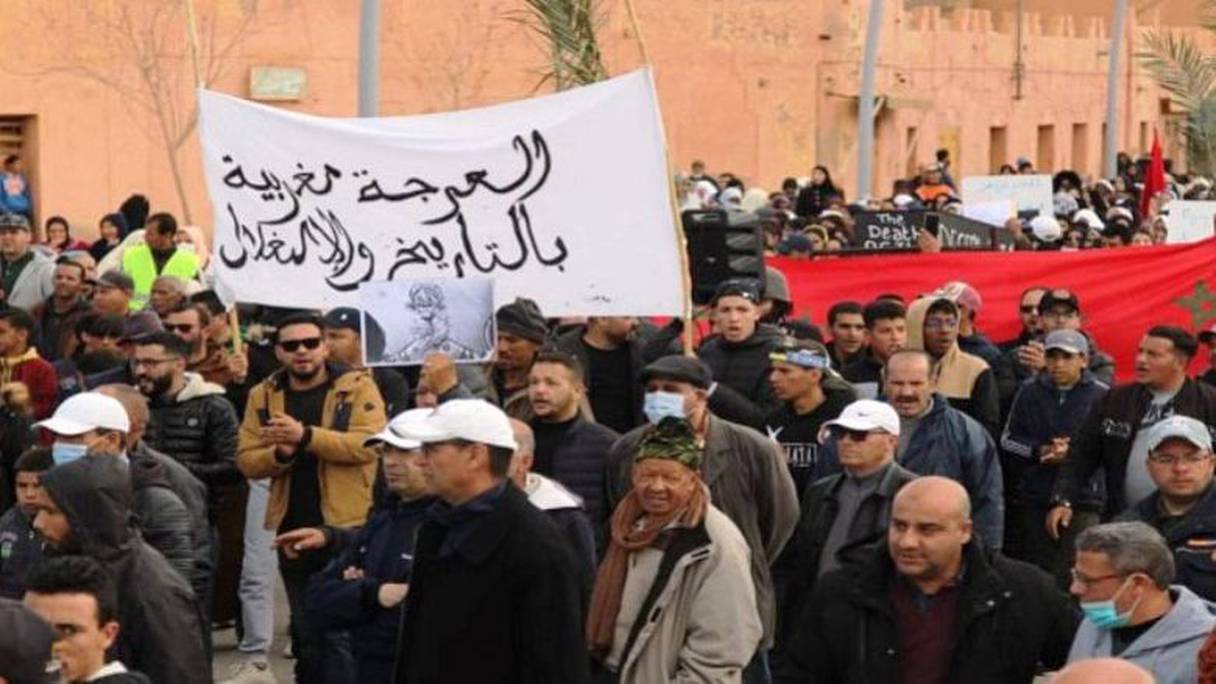 فلاحو العرجة يحتجون ضد نهب الجزائر لأراضيهم
