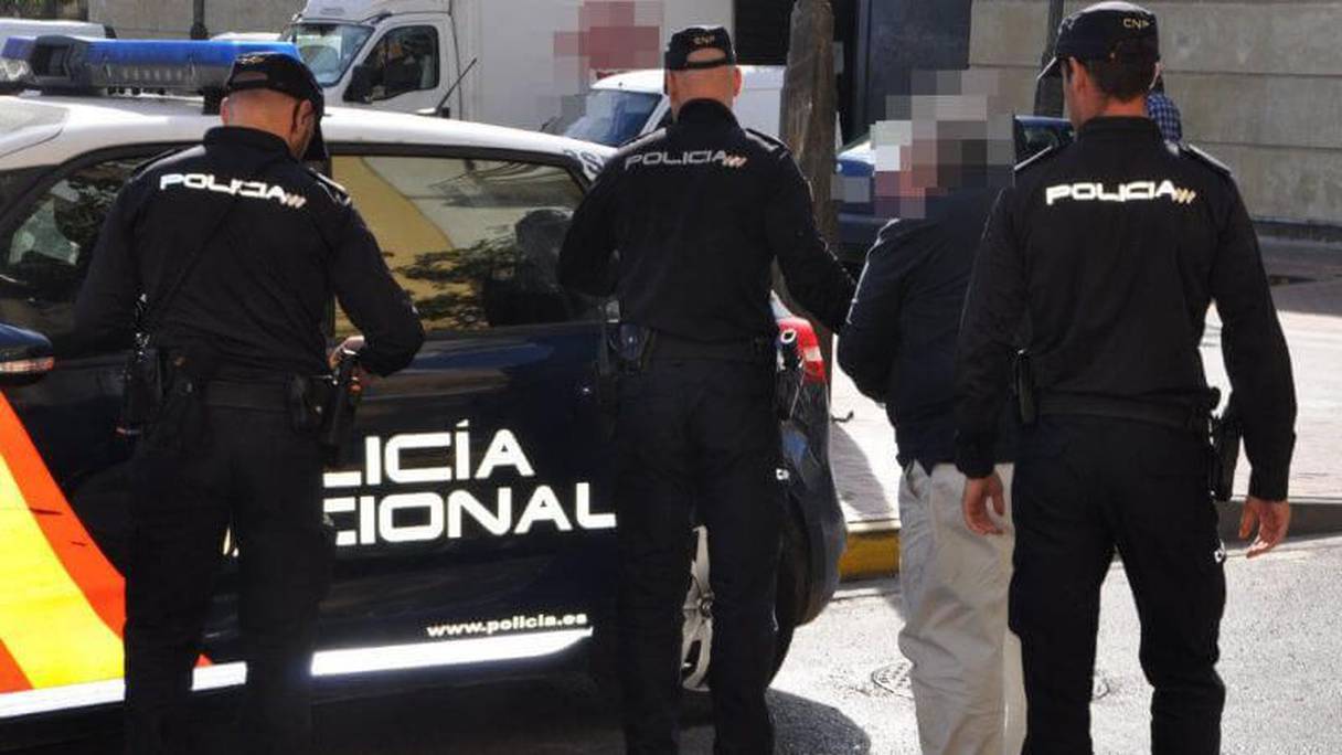 الشرطة الإسبانية

