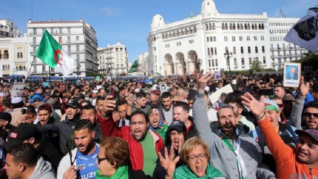 الجمعة الـ112 من الحراك الشعبي الجزائري.
