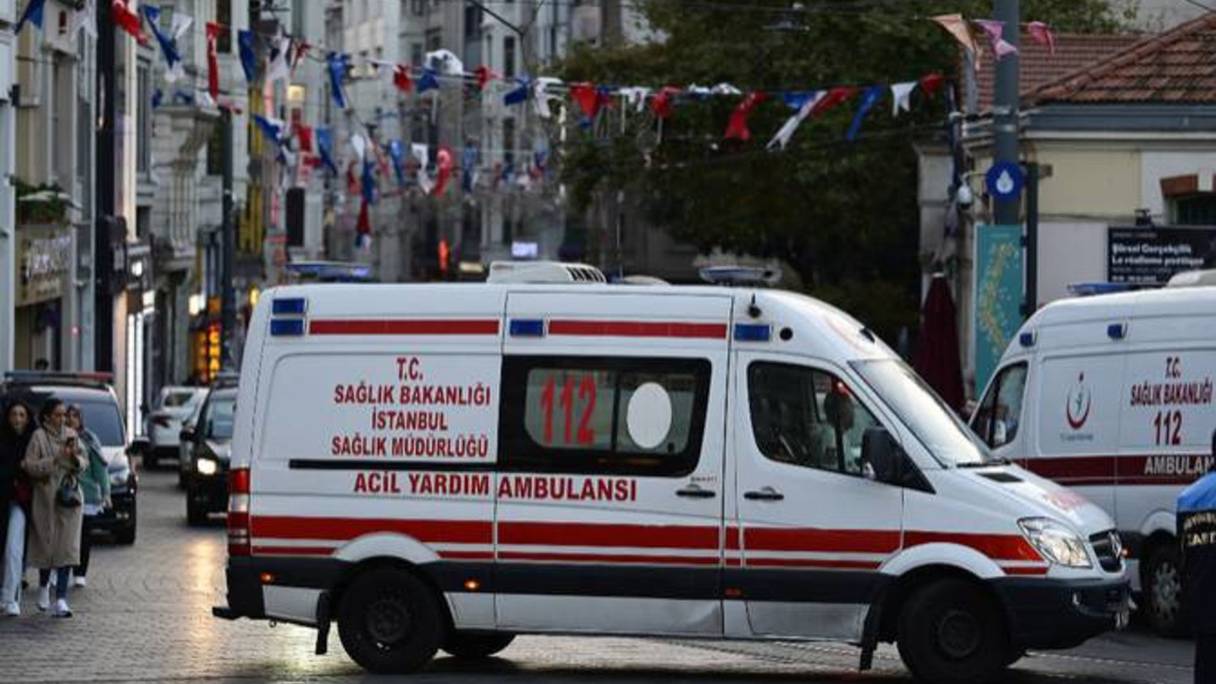 صورة تعبيرية . سيارة إسعاف تركية