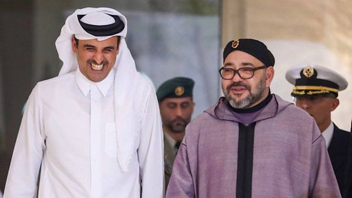 الملك محمد السادس والشيخ تميم بن حمد آل ثاني، أمير دولة قطر.
