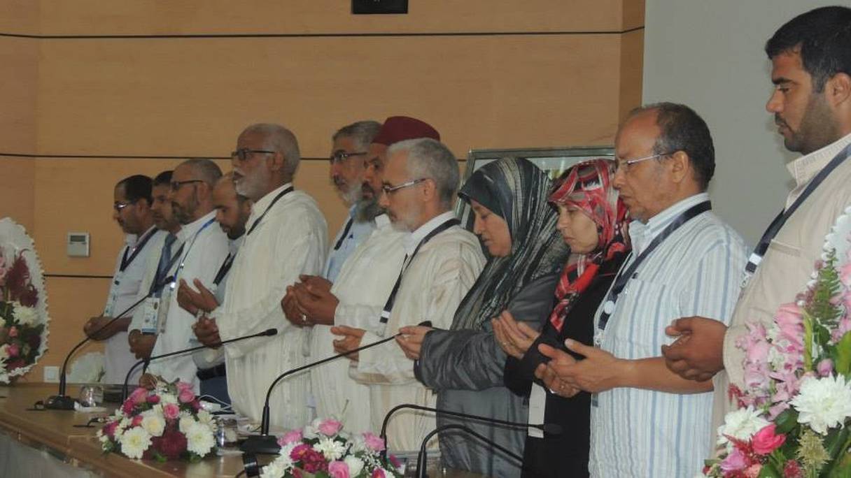 القيادة الجديدة لحركة التوحيد والإصلاح يتوسطها عبد الرحيم الشيخي (الخامس من اليمين)
