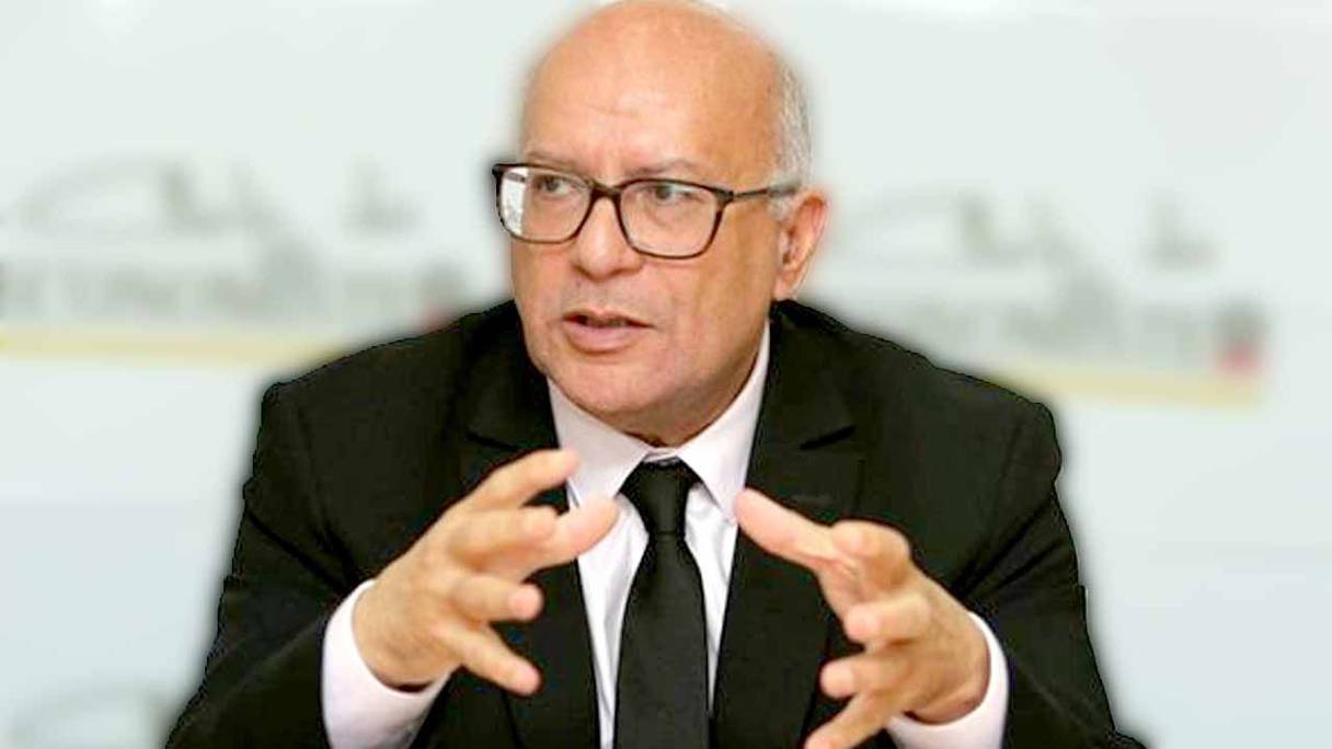 عمر السغروشني رئيس اللجنة الوطنية لمراقبة حماية المعطيات ذات الطابع الشخصي
