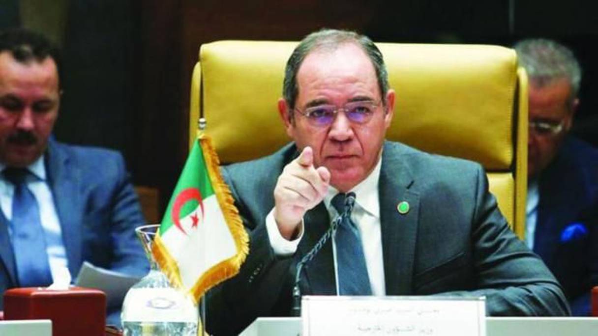 صبري بوقادوم، وزير الشؤون الخارجية الجزائرية.
