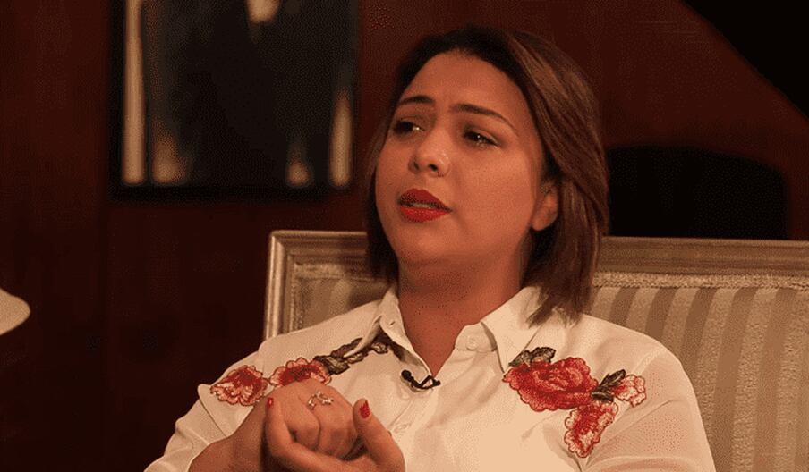 الموت يفجع المغنية شيماء عبد العزيز في والدتها