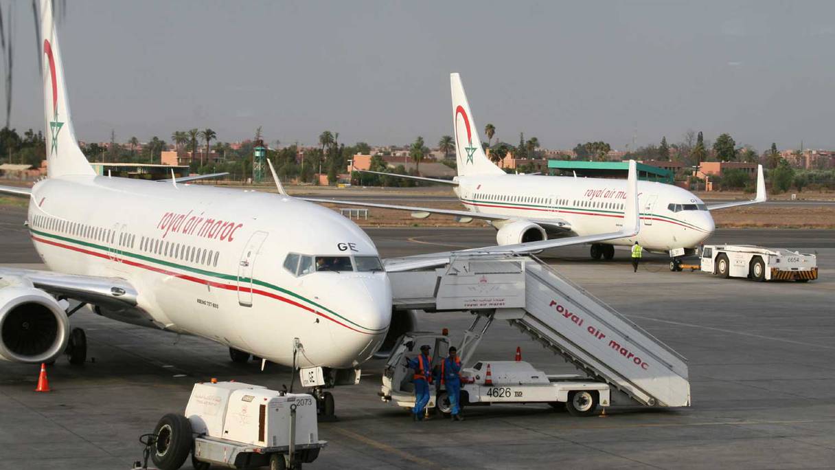 طائرات تابعة لشركة لارام بمطار محمد الخامس بالدار البيضاء