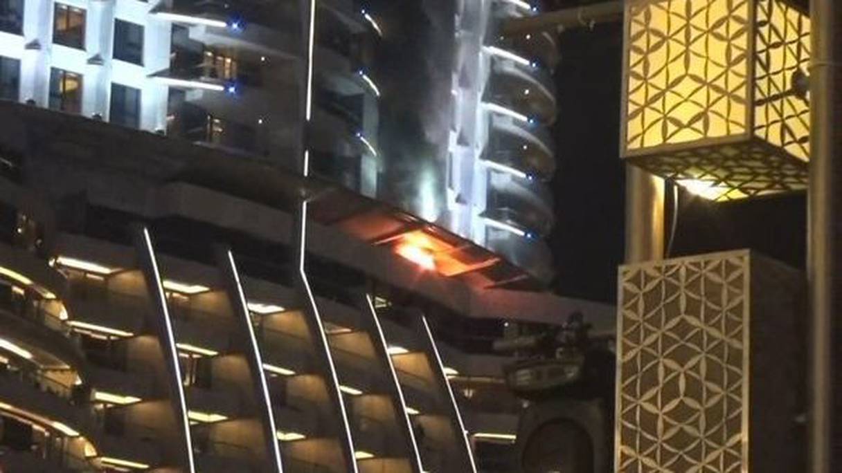 الشرارة الأولى لحريق برج دبي
