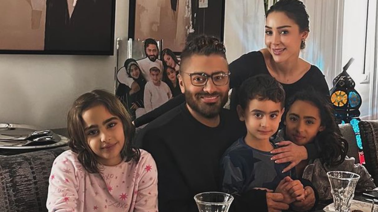 بسمة بوسيل مع تامر حسني وأبنائهما