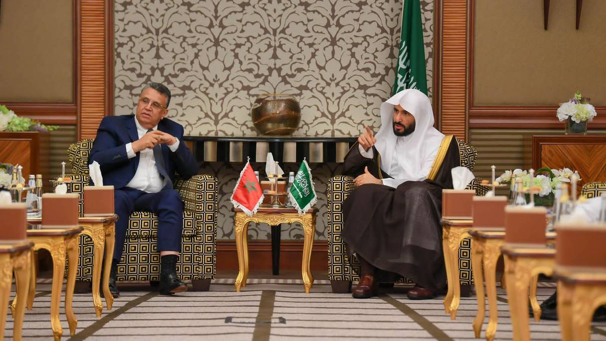 وزير العدل، عبد اللطيف وهبي خلال اجتماع مع نظيره السعودي وليد بن محمد صالح الصمعاني
