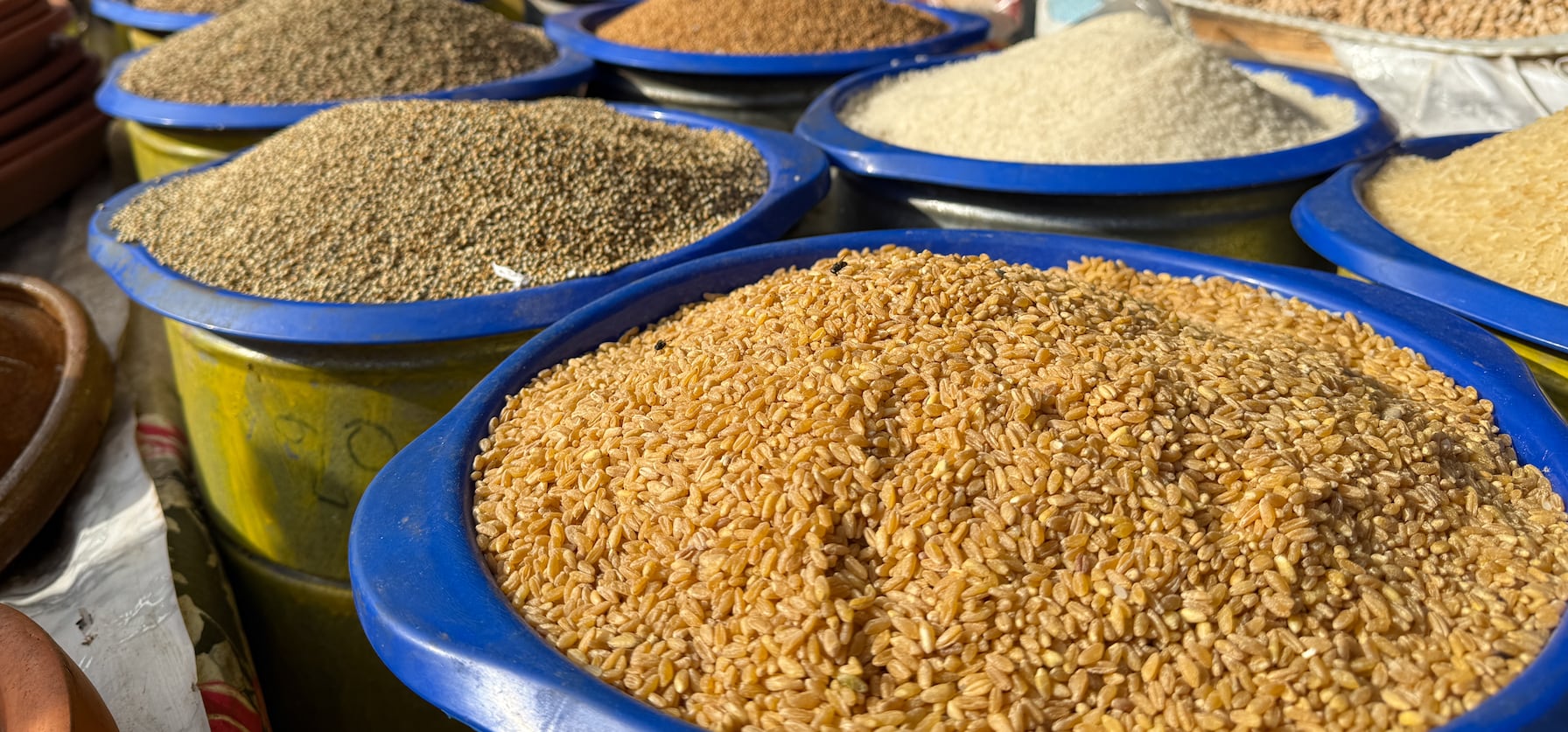 اكتشف أسعار القطاني بسوق الحبوب بالدار البيضاء