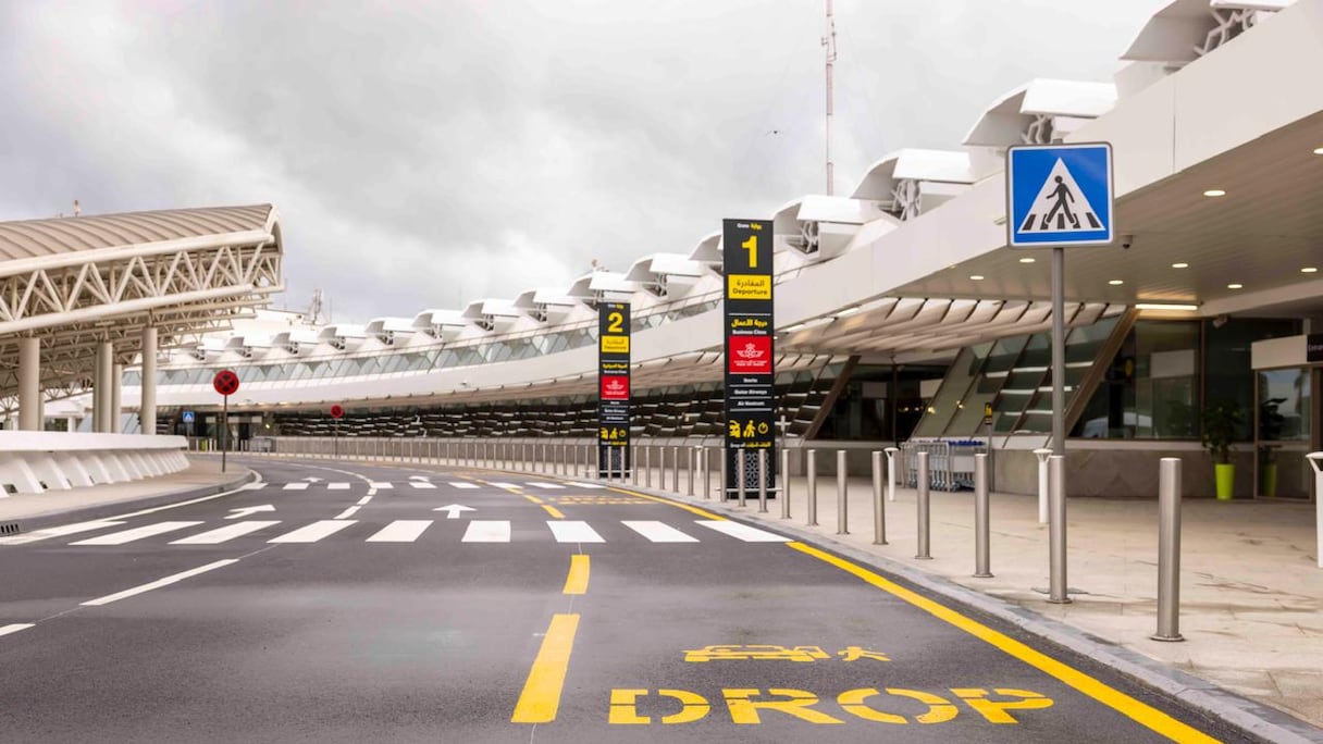 La nouvelle esplanade de l'aéroport Mohammed V.