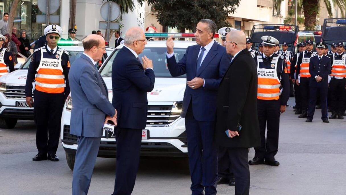 Abdellatif Hammouchi, accompagné de hauts responsables de la DGSN, a effectué, mardi 20 décembre, une visite de terrain pour examiner de près le protocole sécuritaire mis en place pour l’accueil des Lions de l’Atlas.