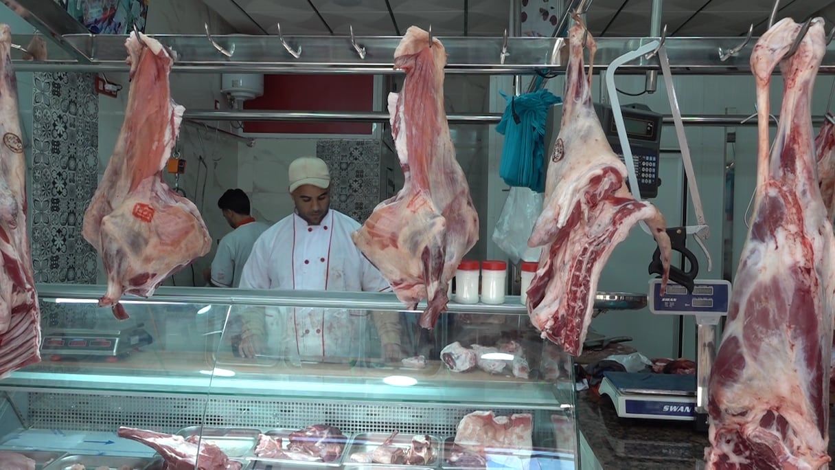 العيون: عزوف ملحوظ عن شراء اللحوم والخضر بسبب ارتفاع الأسعار