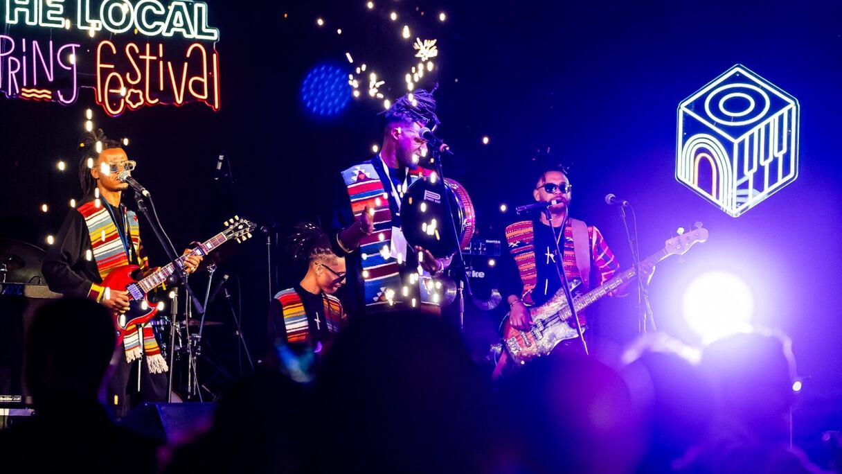 مهرجان الربيع المحلي