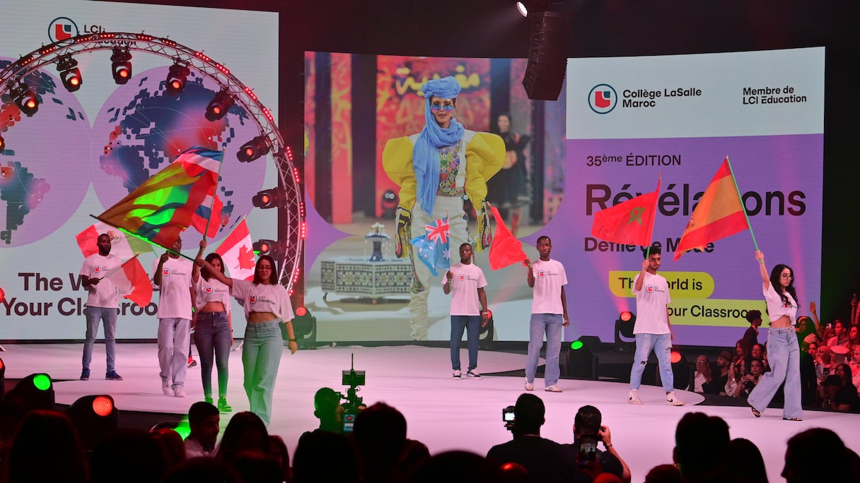 عرض الأزياء