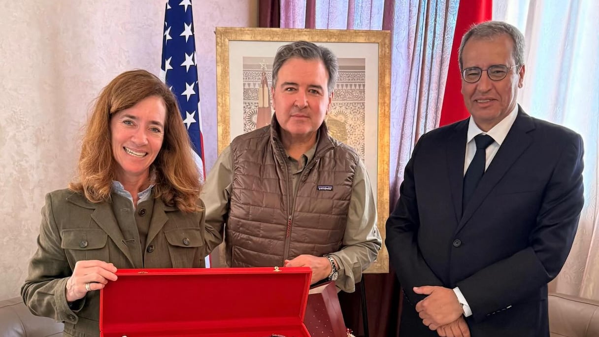 L’ambassadeur des États-Unis au Maroc, Duke Buchan III et Ali Khalil, wali de la région Dakhla-Oued Eddahab, mercredi 6 mai 2026 à Dakhla.