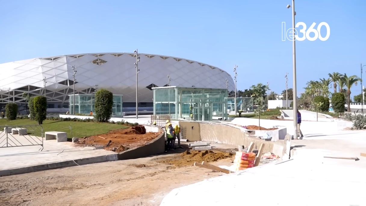 اللمسات الأخيرة لمحيط ملعب البريد بالرباط