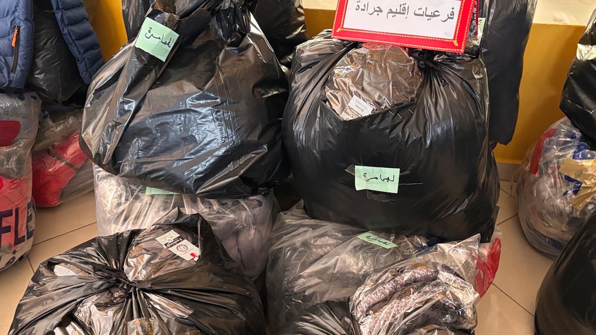 حفل توزيع ملابس ومعدات شتوية، لفائدة أطفال العالم القروي، بكلٍّ من عمالة وجدة أنكاد، وجرادة، وفكيك.