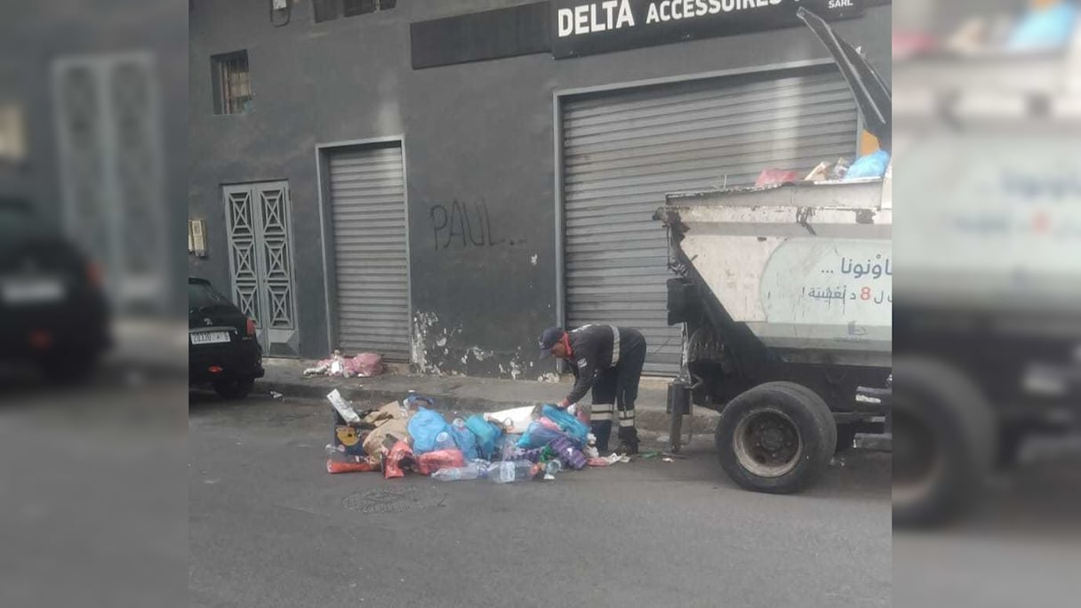 جمع الأزبال في المعاريف