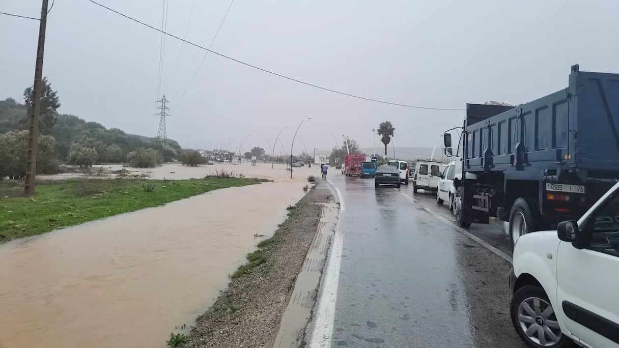 انقطاع طريق بشفشاون