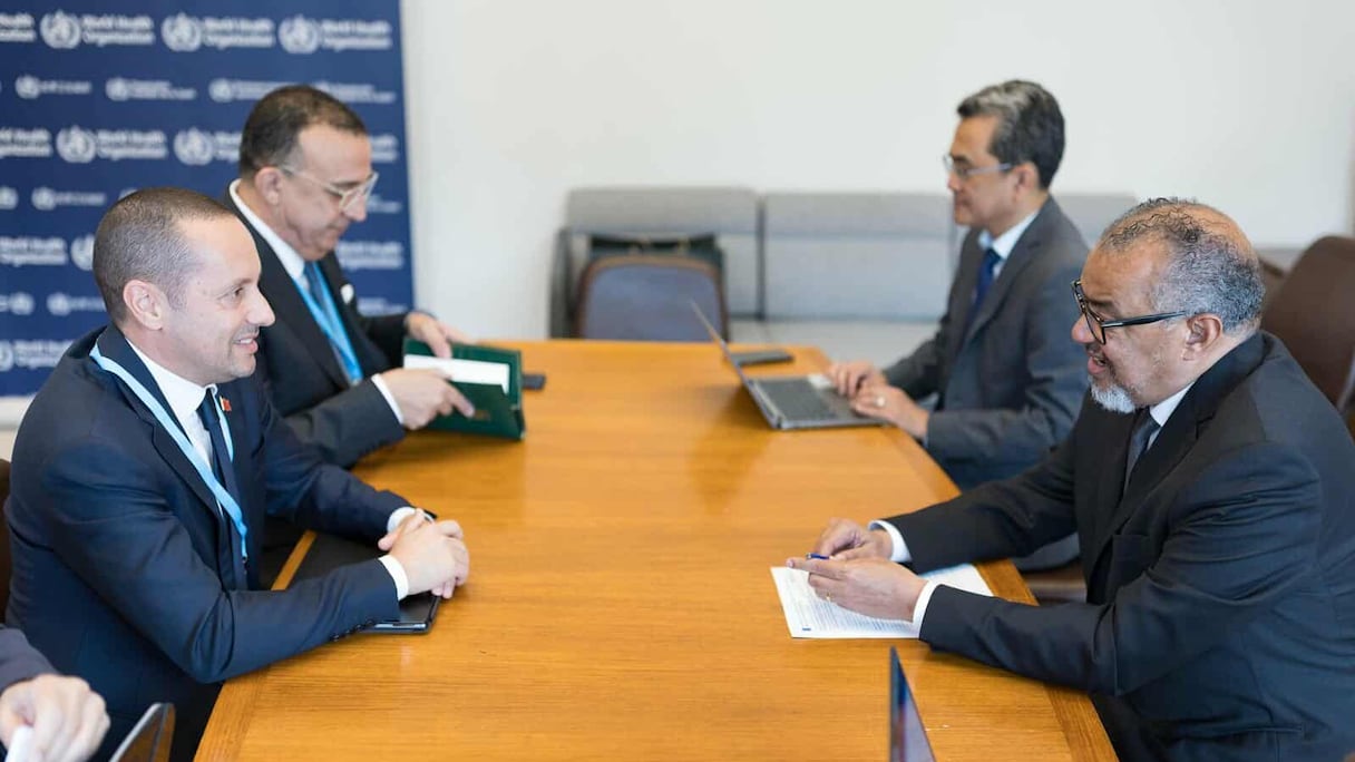 وزير الصحة رفقة رئيس منظمة الصحة