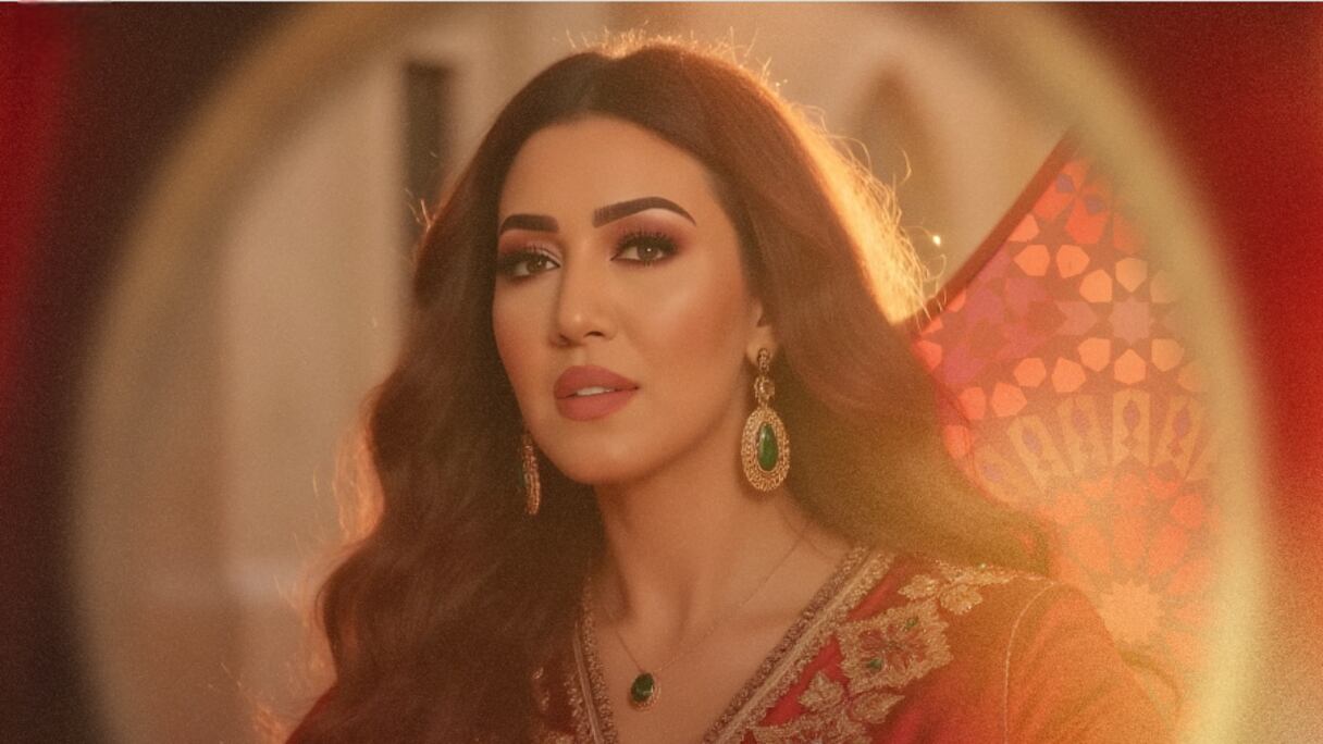 أسماء لمنور