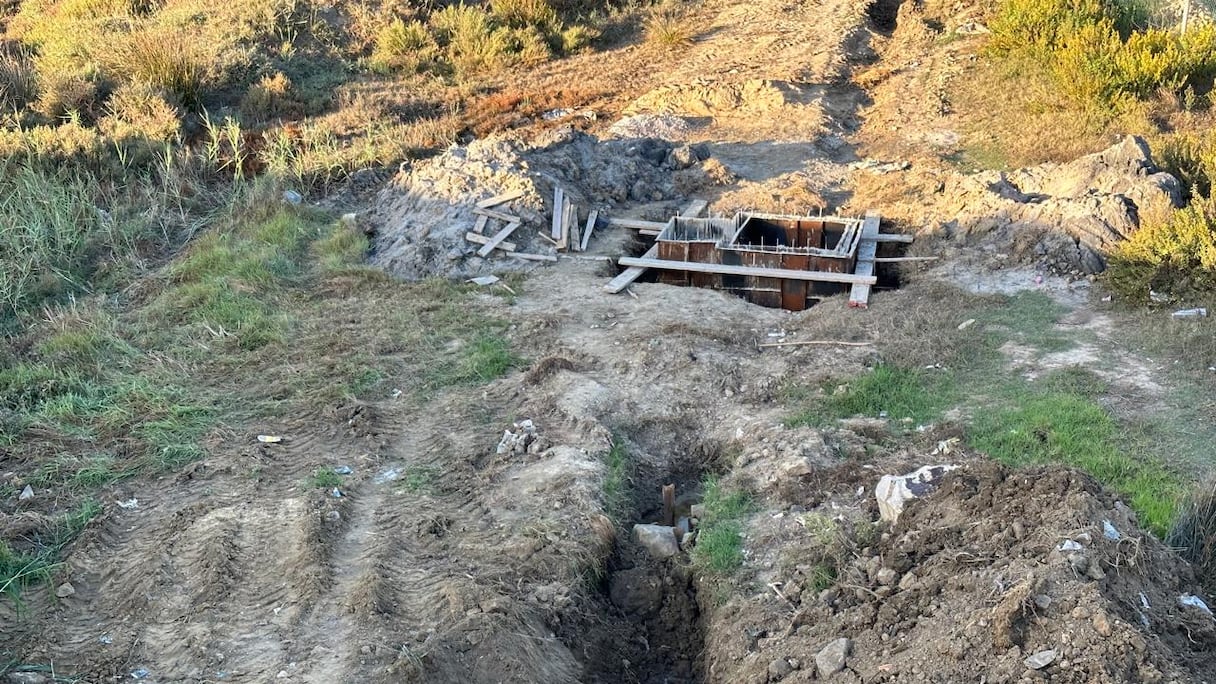 الأشغال الأخيرة بأول محطة تحلية المياه الاجاجة بالقصر الصغير