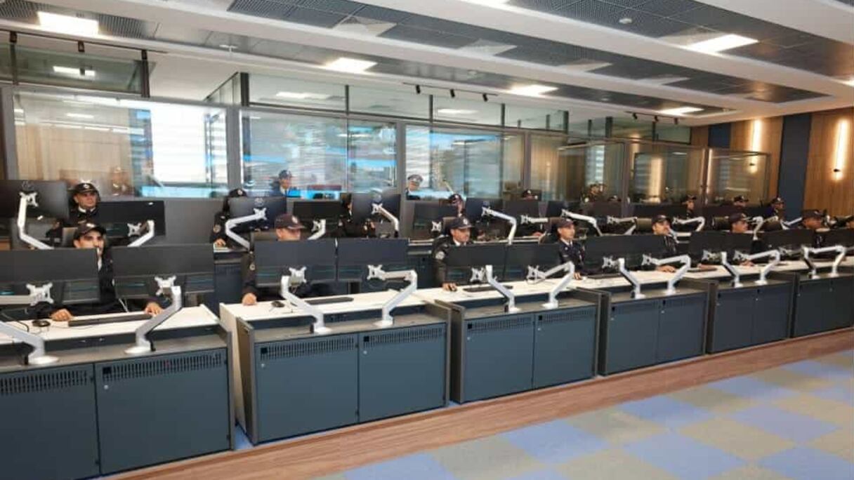 انطلاقة العمل بمركز القيادة والتنسيق التابع لولاية أمن أكادير