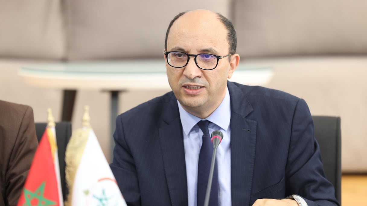 حسن طارق، الأمين العام للحكومة