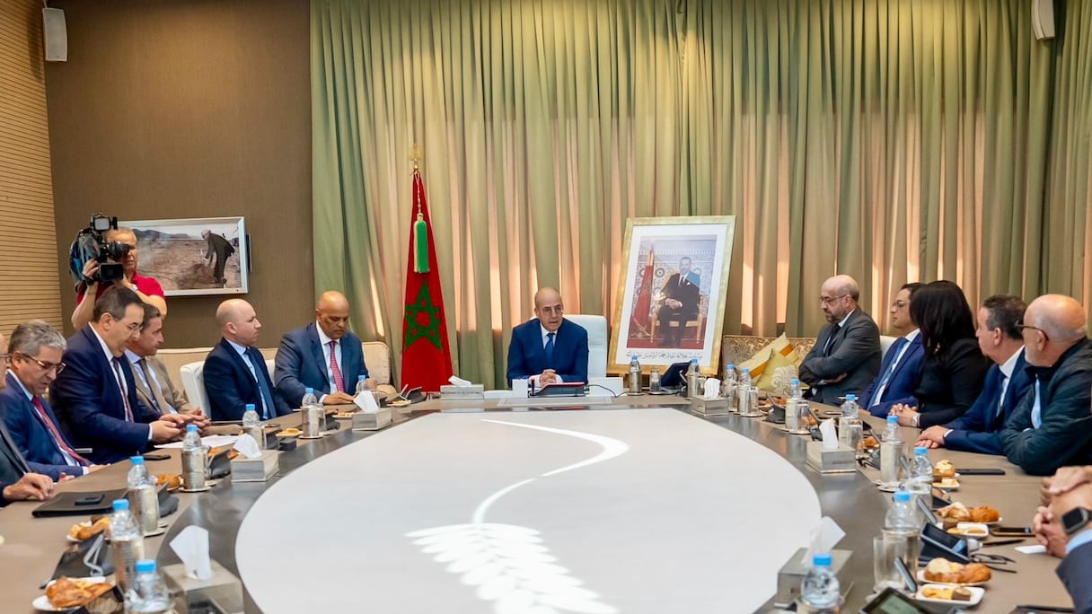 وزير الفلاحة أحمد البواري يترأس حفلا لتكريم منتجين مغاربة لزيت الزيتون تم تتوجيهم في مسابقات دولية مرموقة