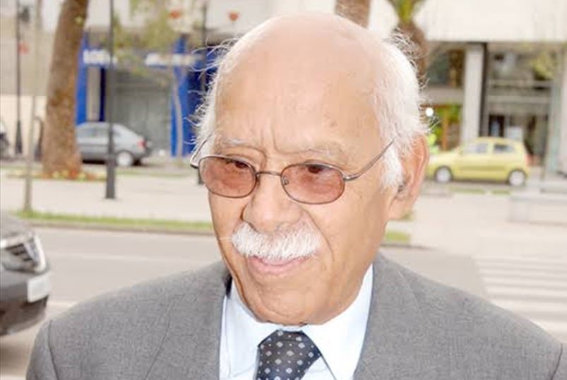رحيل الكاتب والناقد محمد السرغيني
