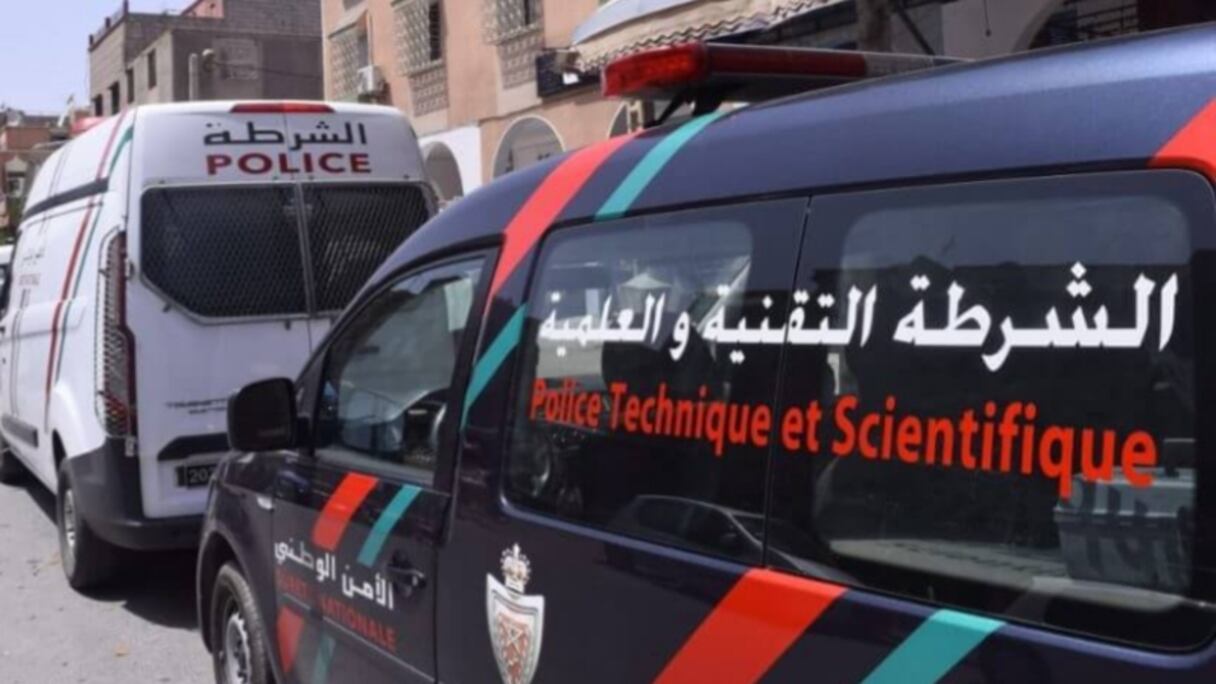 عناصر الشرطة في مسرح جريمة / أرشيف