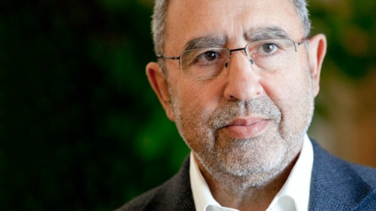 الشاعر والروائي ووزير الثقافة السابق محمد الأشعري