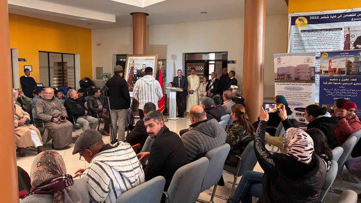 حفل توزيع ملابس ومعدات شتوية، لفائدة أطفال العالم القروي، بكلٍّ من عمالة وجدة أنكاد، وجرادة، وفكيك.