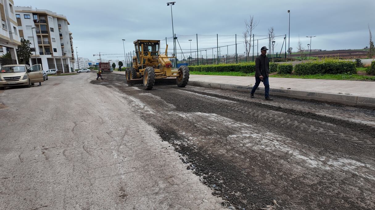 تهيئة شارع جنان اللوز بالحي الحسني