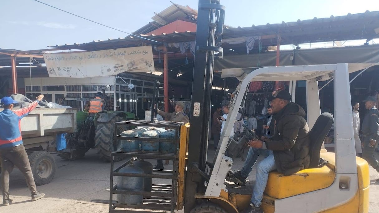 تحرير الملك العمومي بأيت ملول