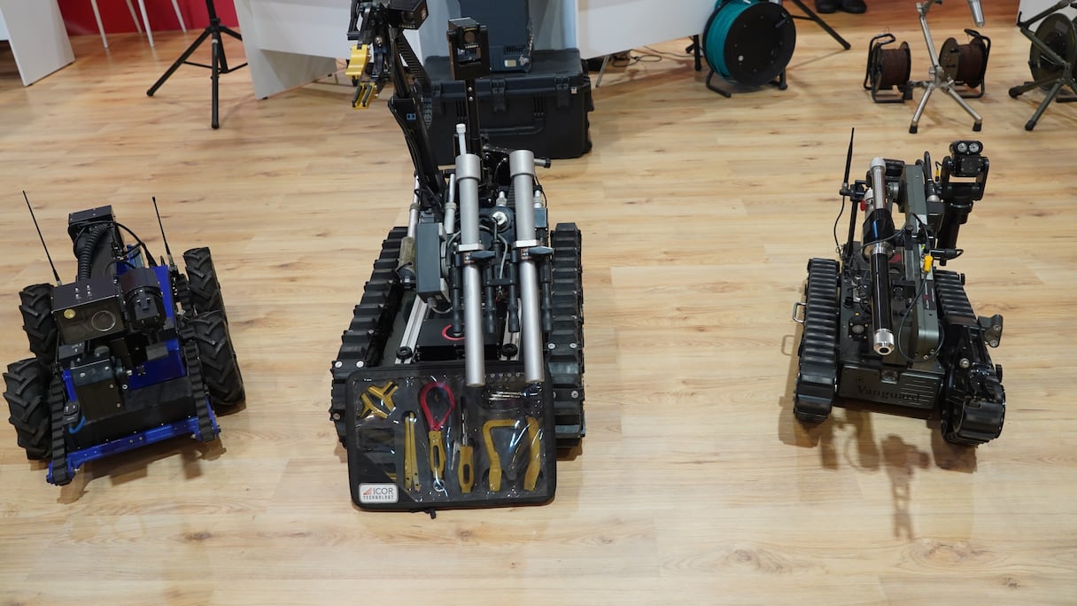 الشرطة المكلفة بتفكيك المتفجرات