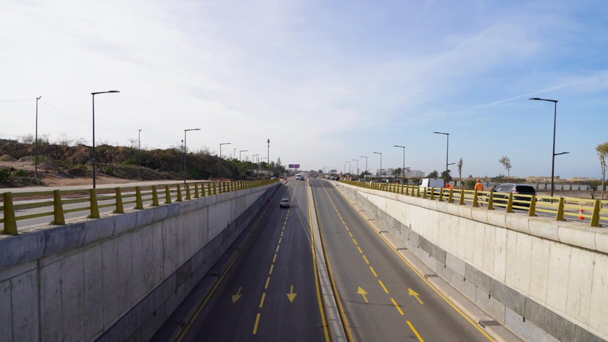 ممر تحت أرضي بطريق أزمور