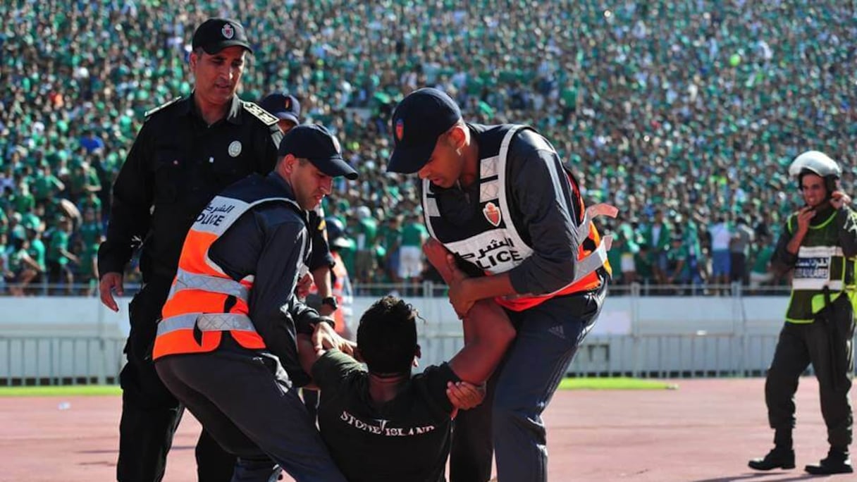 شغب الملاعب . صورة تعبيرية