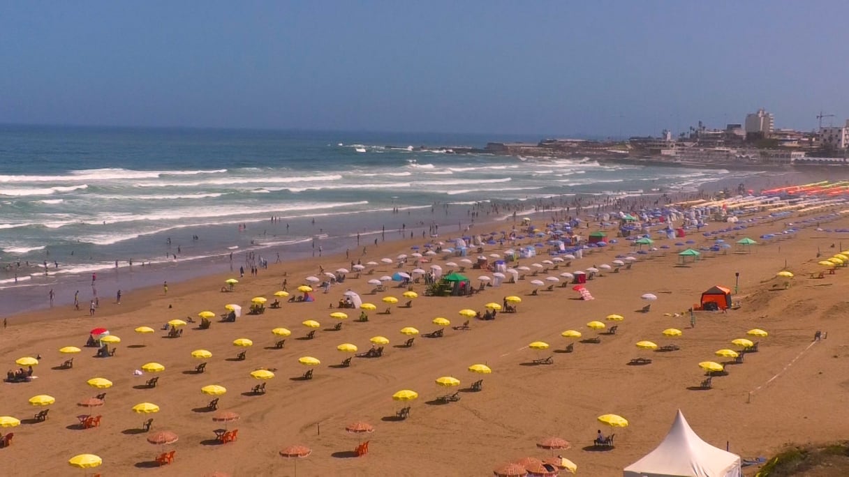 نهار فالبحر: شاطئ عين الذئاب