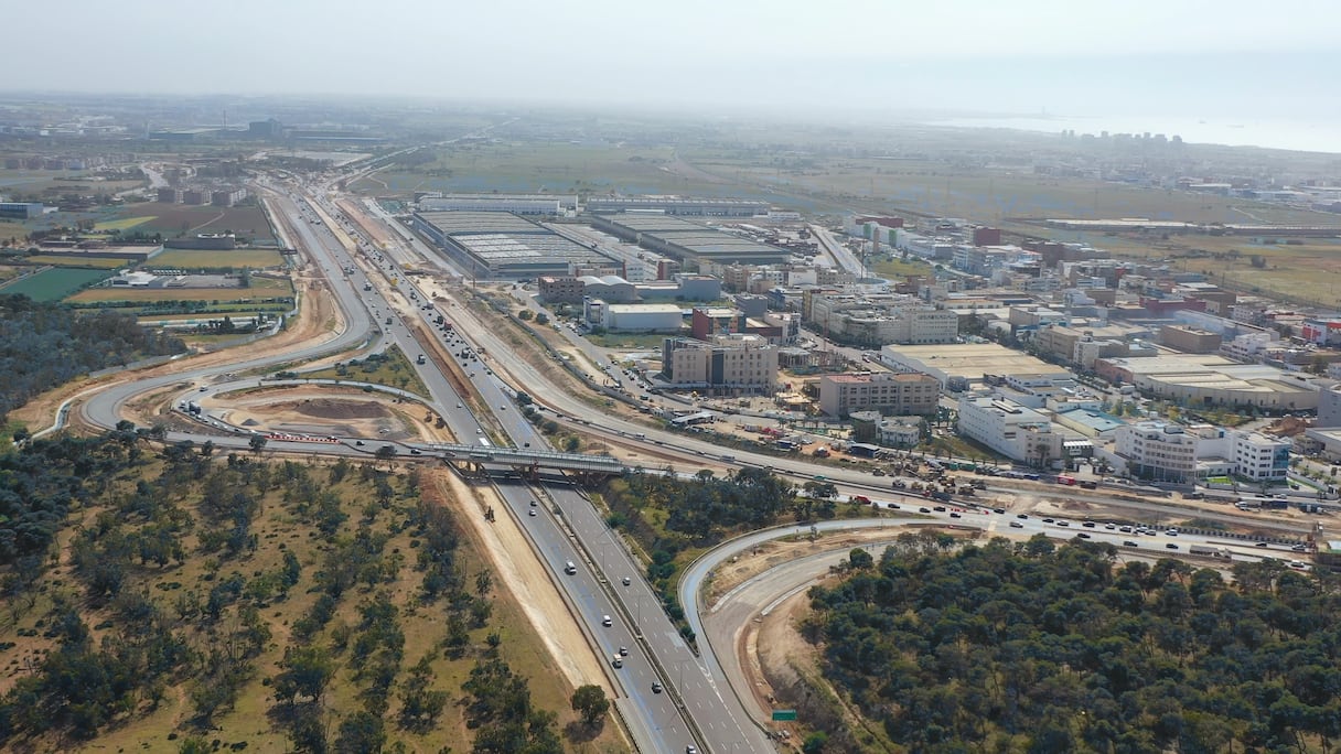 مشاهد جوية لتقدم أشغال تهيئة مفترق عين حرودة