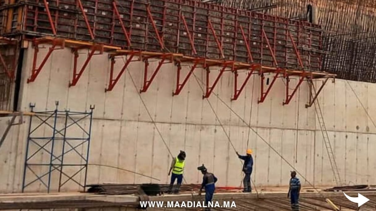 تقدم كبير في أشغال سد الساقية الحمراء بالعيون