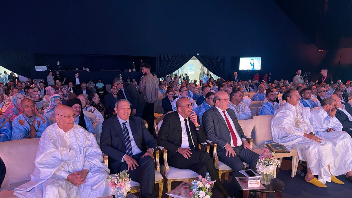 ندوة وطنية بالعيون: سيادة المغرب على أقاليمه الجنوبية تستند إلى شرعية تاريخية وقانونية راسخة