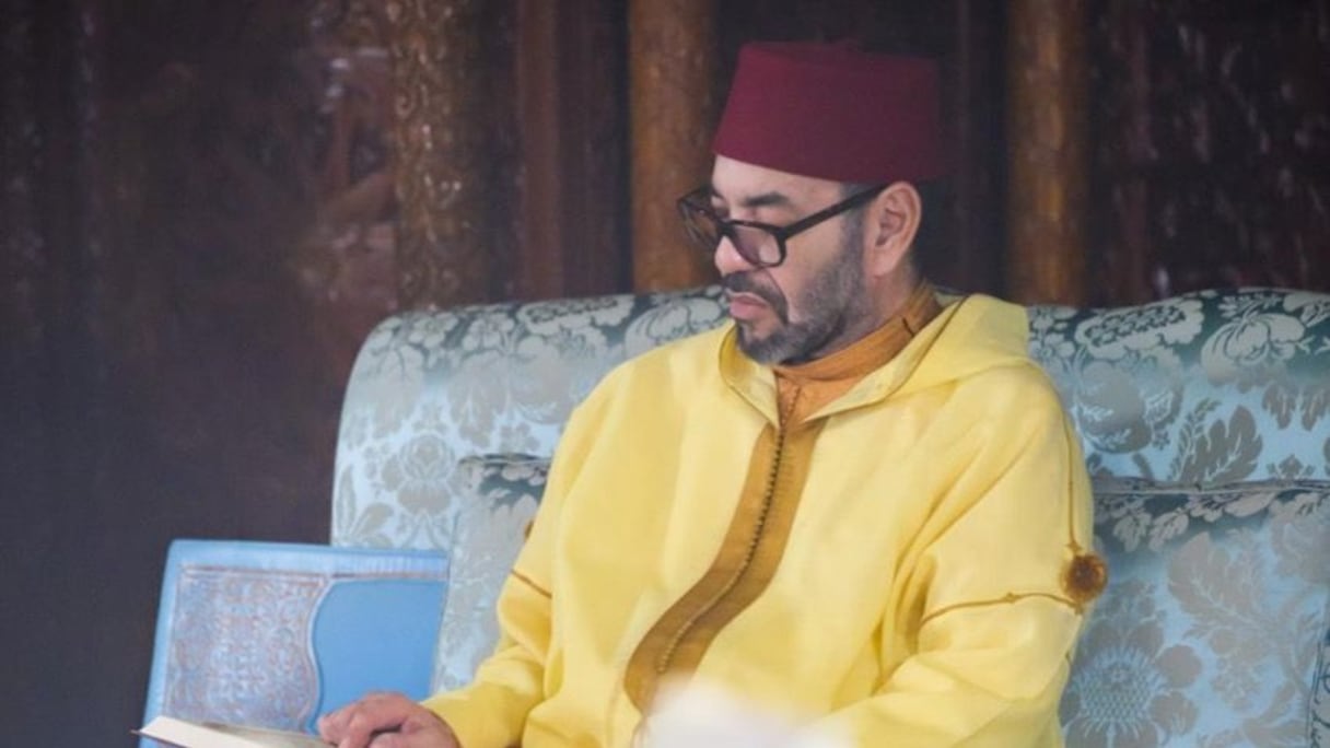 الملك يترأس حفلا دينيا إحياء لذكرى وفاة الراحل الحسن الثاني