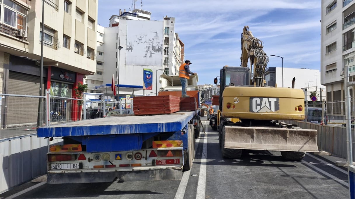 إعادة تهيئة نفق عمر الريفي