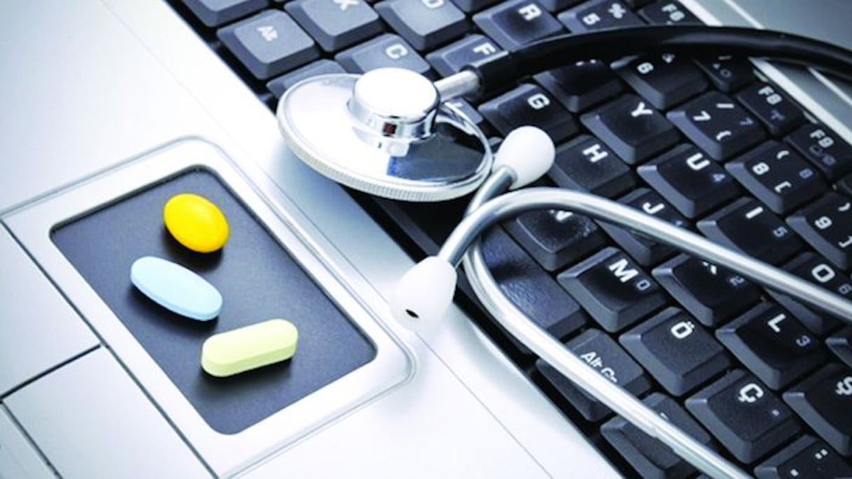 بيع الأدوية عبر الانترنيت