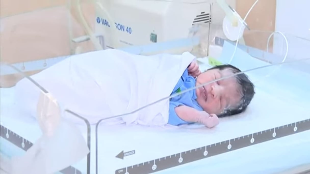 أول ولادة بعرفات